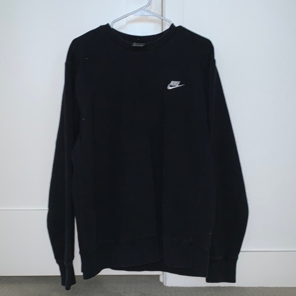 Nike Other - Large black Nike crewneck. Perfect user condition, no rips or stains! Very comfy
